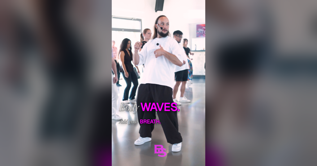 Bachata Body Wave: Warum deine Wave erst mit Atem und Boden lebt